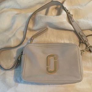 Marc Jacobs Softshot 27